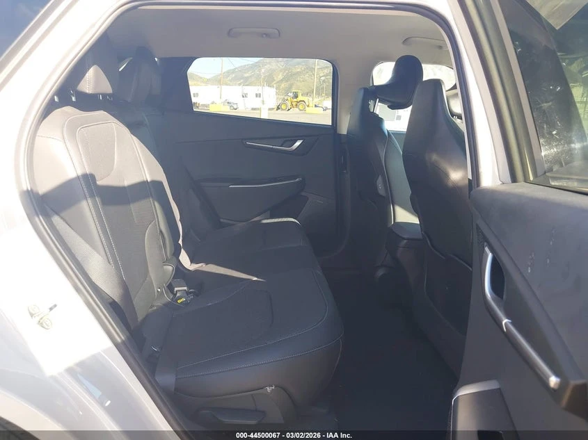 Kia EV6 Wind RWD, снимка 8 - Автомобили и джипове - 54378354