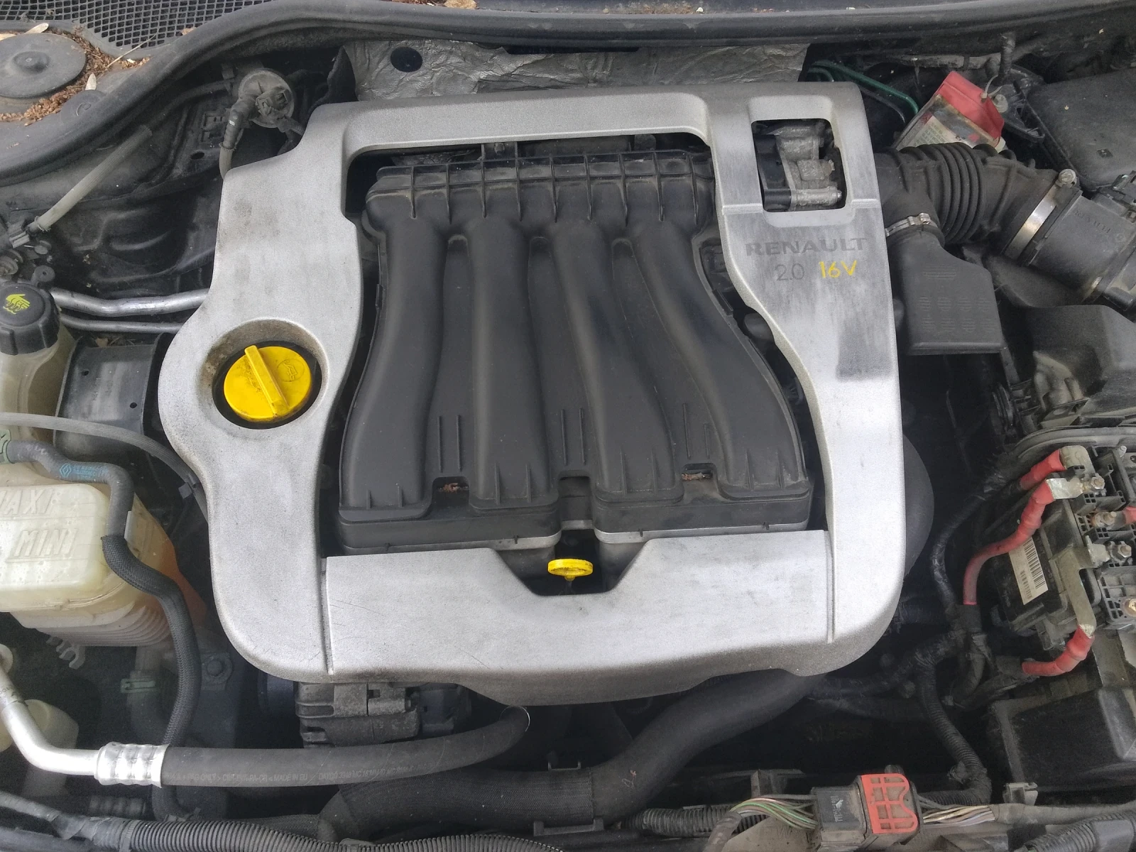 Renault Laguna 3, снимка 2 - Автомобили и джипове - 54510580