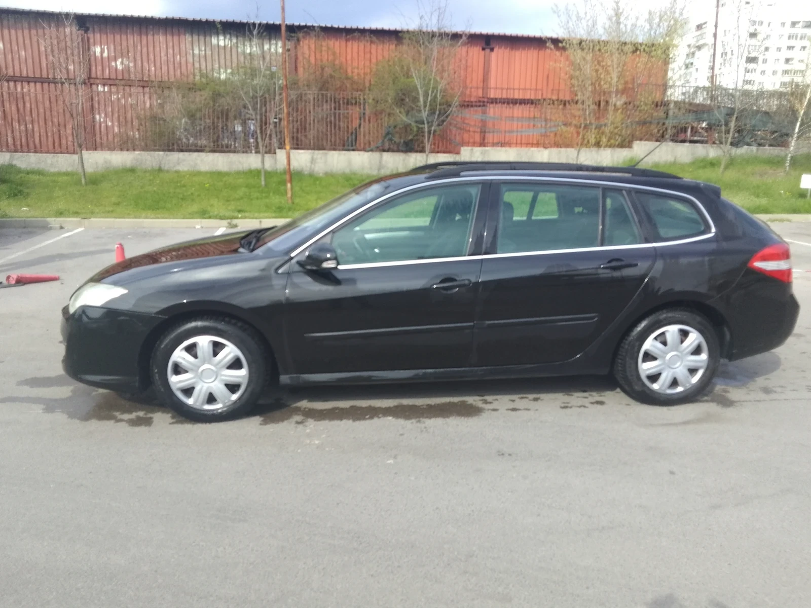 Renault Laguna 3, снимка 10 - Автомобили и джипове - 54510580