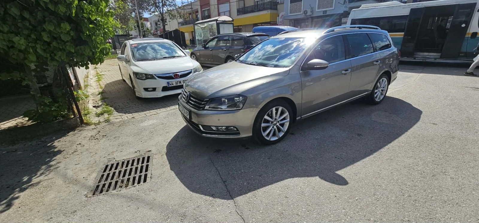 VW Passat 2.0TDI DSG, снимка 3 - Автомобили и джипове - 54663464