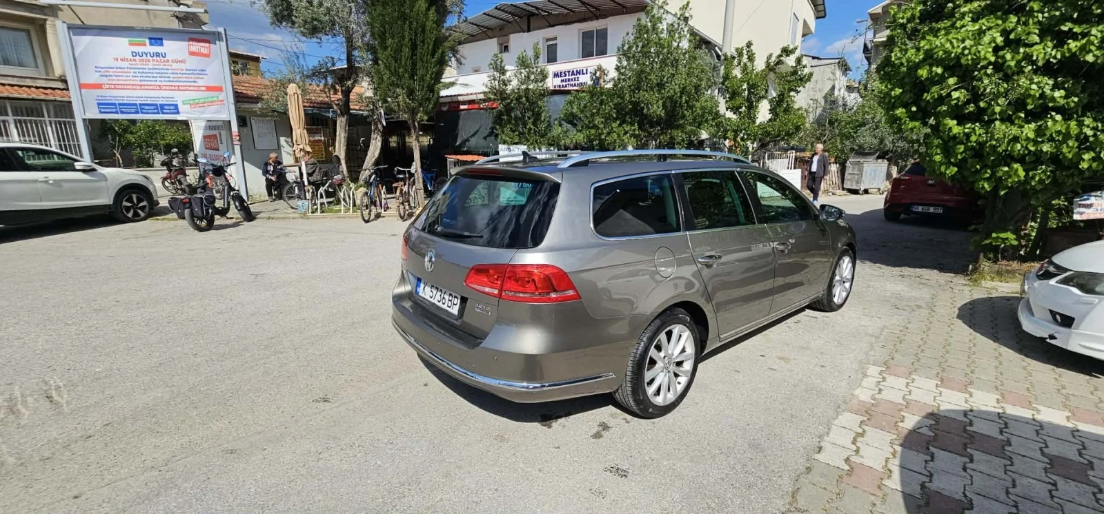 VW Passat 2.0TDI DSG, снимка 8 - Автомобили и джипове - 54663464