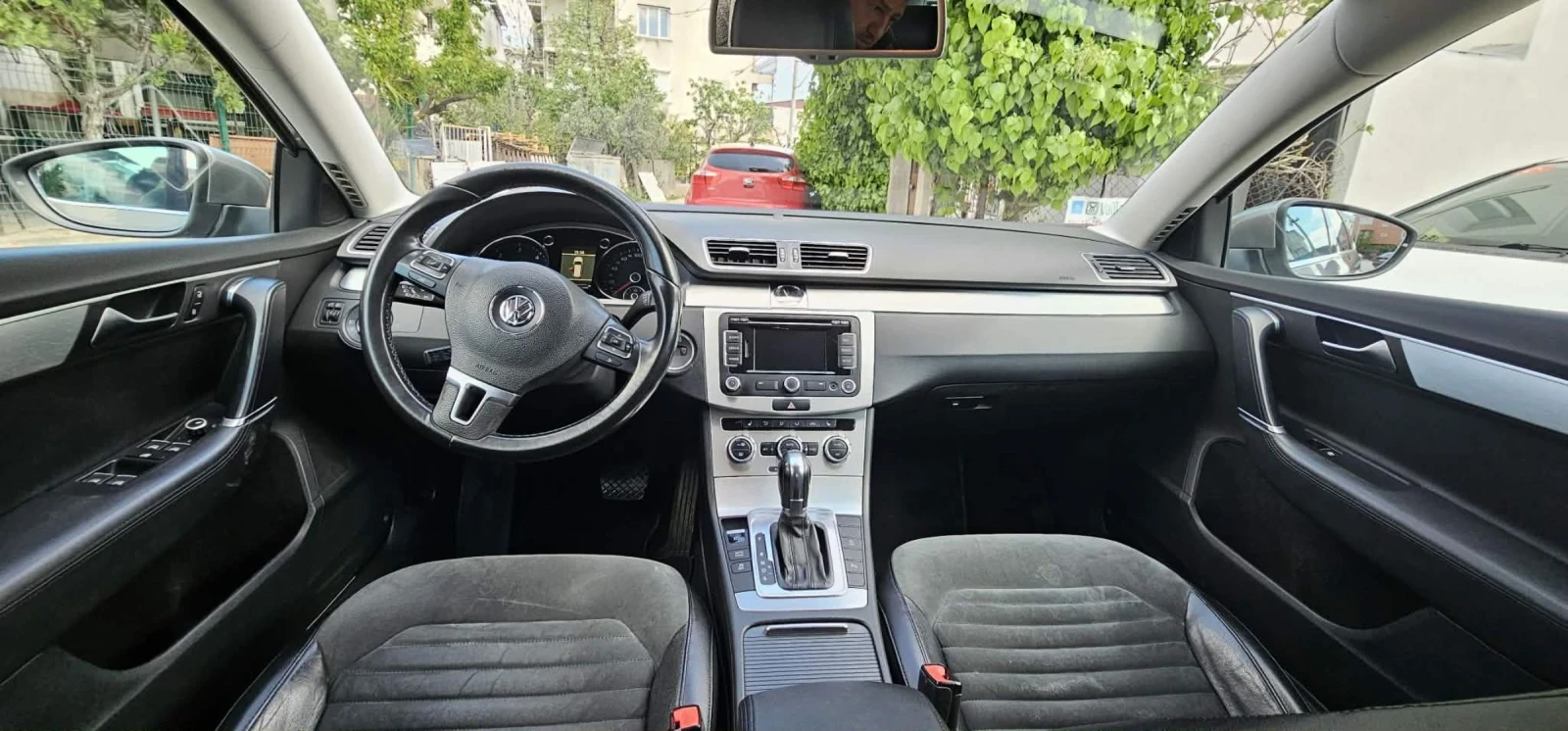 VW Passat 2.0TDI DSG, снимка 12 - Автомобили и джипове - 54663464