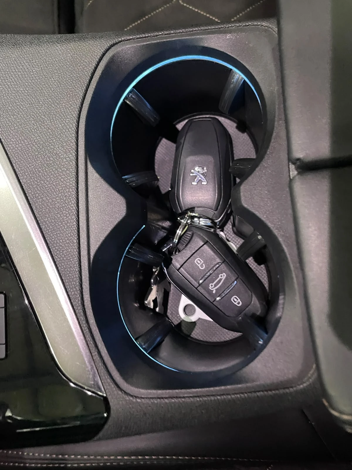 Peugeot 3008 2.0 BlueHDi ! GT Line !, снимка 17 - Автомобили и джипове - 55314717
