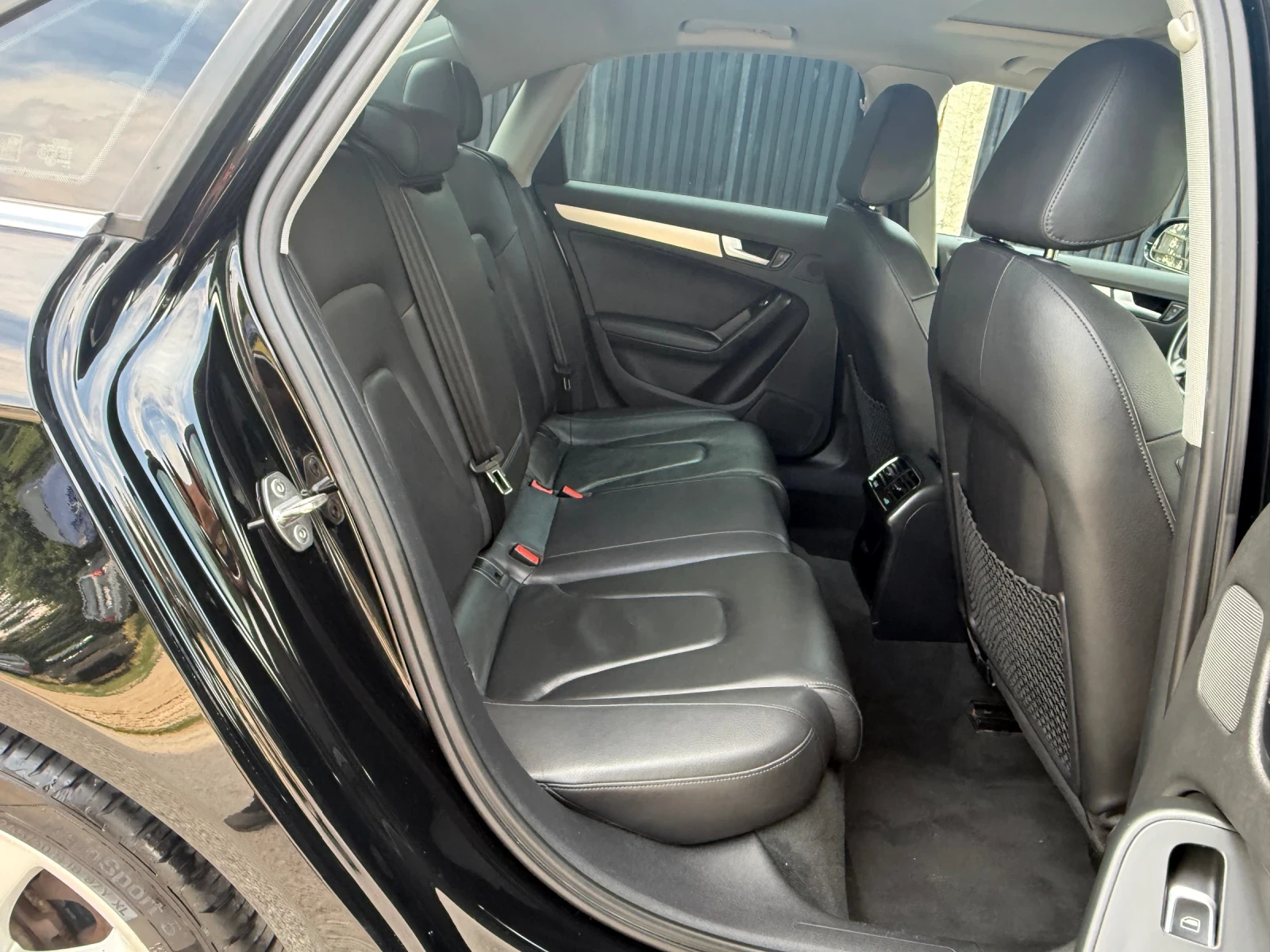 Audi A4 2.0T quattro, снимка 10 - Автомобили и джипове - 55316178