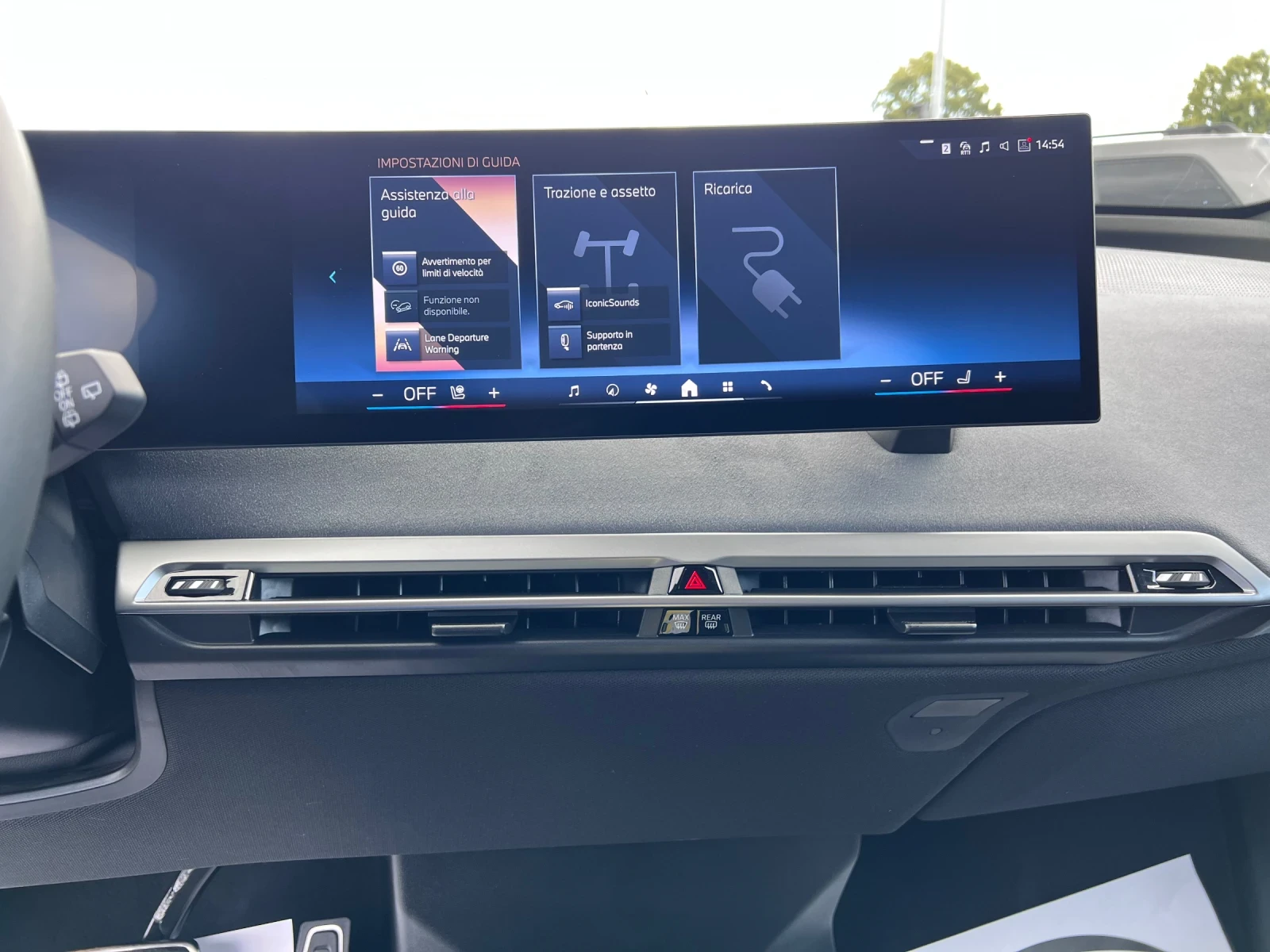 BMW iX X-Drive 60* M Sport Pro* , снимка 11 - Автомобили и джипове - 55414993