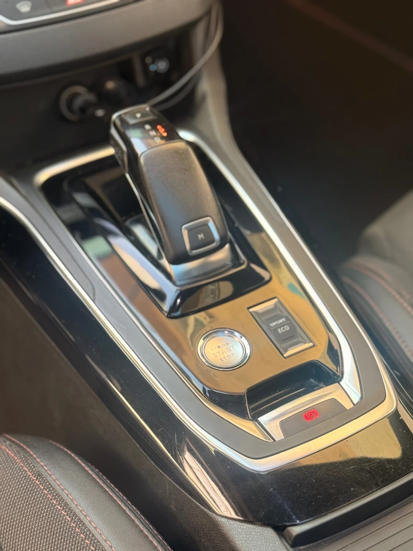 Peugeot 308 GT-line* Автоматик, снимка 16 - Автомобили и джипове - 55544328