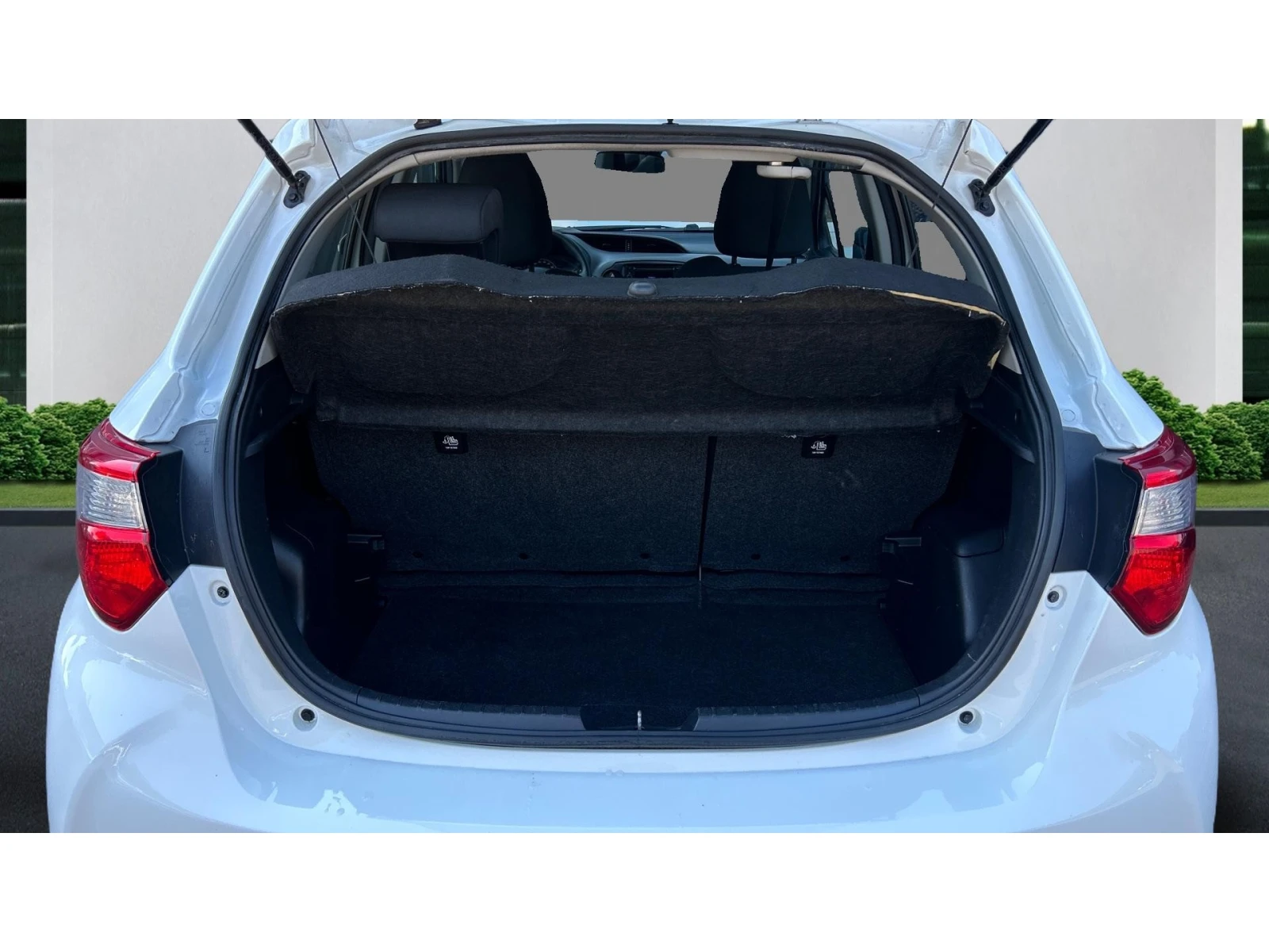 Toyota Yaris Месечна вноска от 130  , снимка 10 - Автомобили и джипове - 55573488