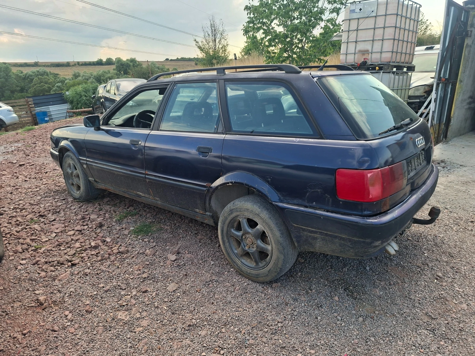 Audi 80 1.9tdi 90 на части, снимка 2 - Автомобили и джипове - 55656820