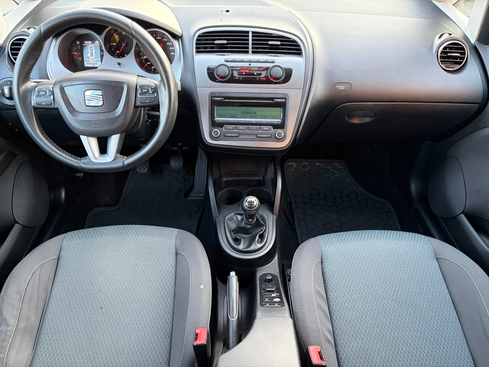 Seat Altea, снимка 13 - Автомобили и джипове - 55669647