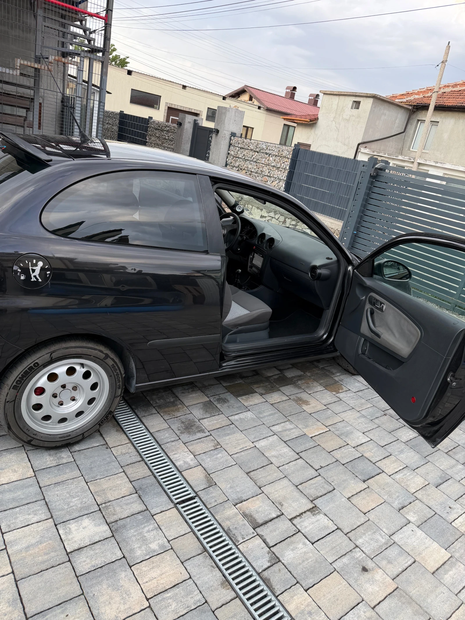 Seat Ibiza 1.9 200 ks , снимка 5 - Автомобили и джипове - 55780574