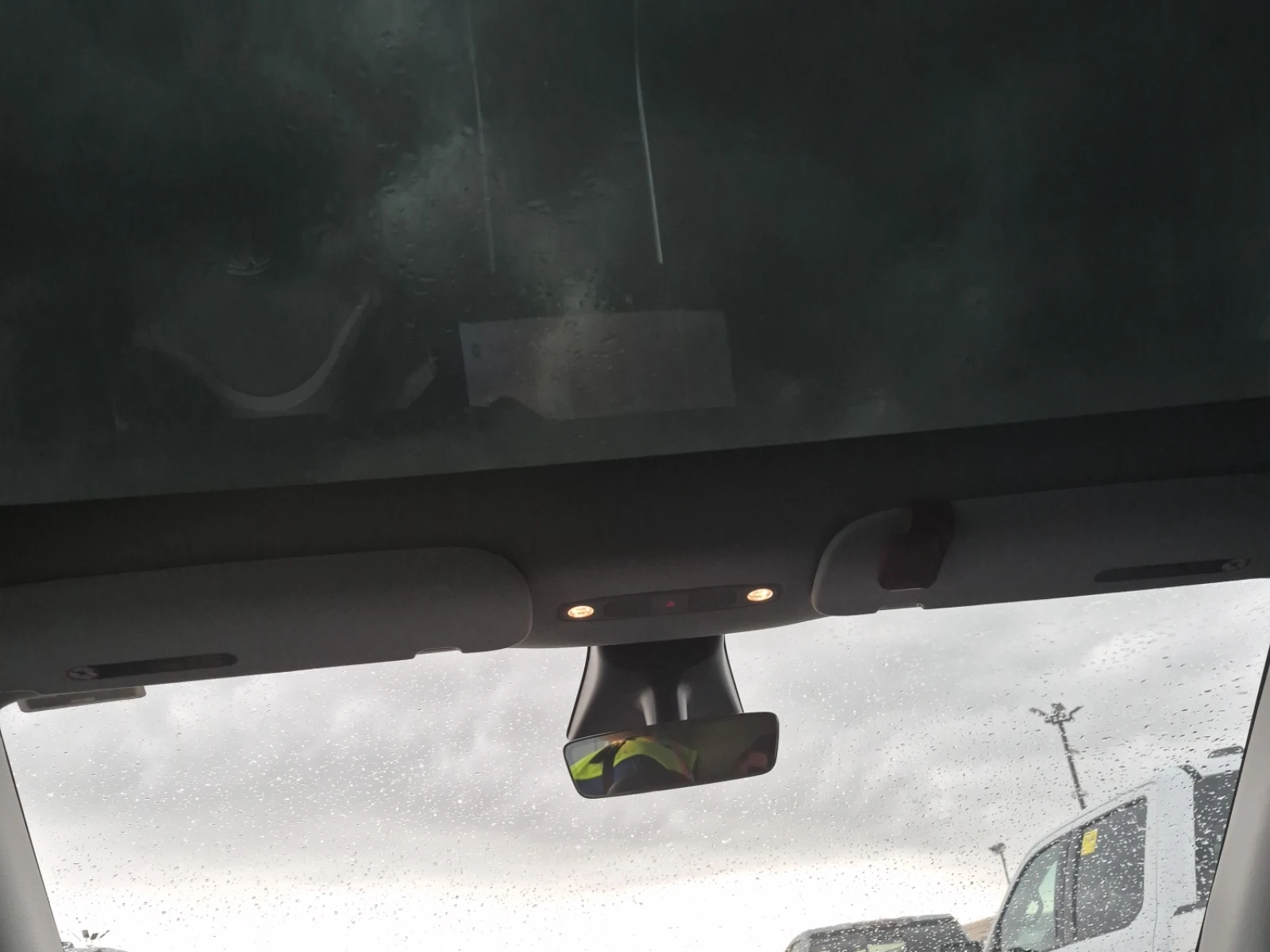 Tesla Model Y MODEL Y LONG RANGE, АВТОКРЕДИТ, снимка 13 - Автомобили и джипове - 55949300