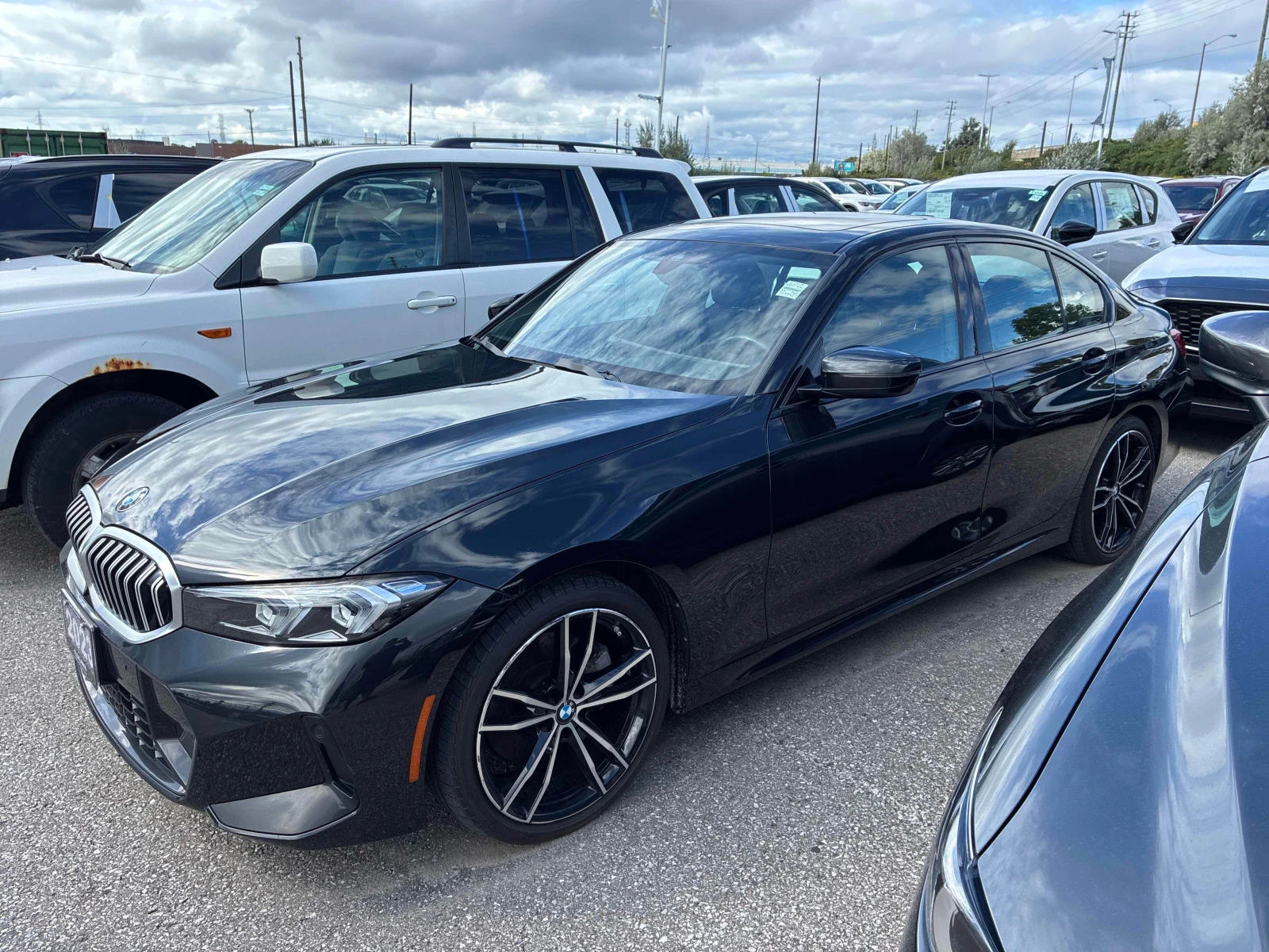 BMW 330 * 330i xDrive * CARFAX * , снимка 13 - Автомобили и джипове - 56105911