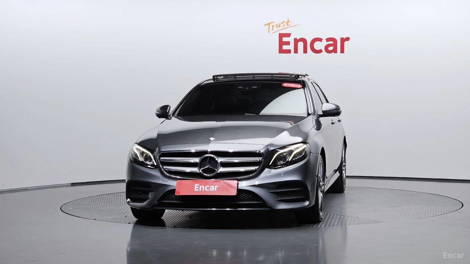 Mercedes-Benz E 350 190KW | AMG LINE | ОБДУХ| 360| HUD, снимка 3 - Автомобили и джипове - 56262216