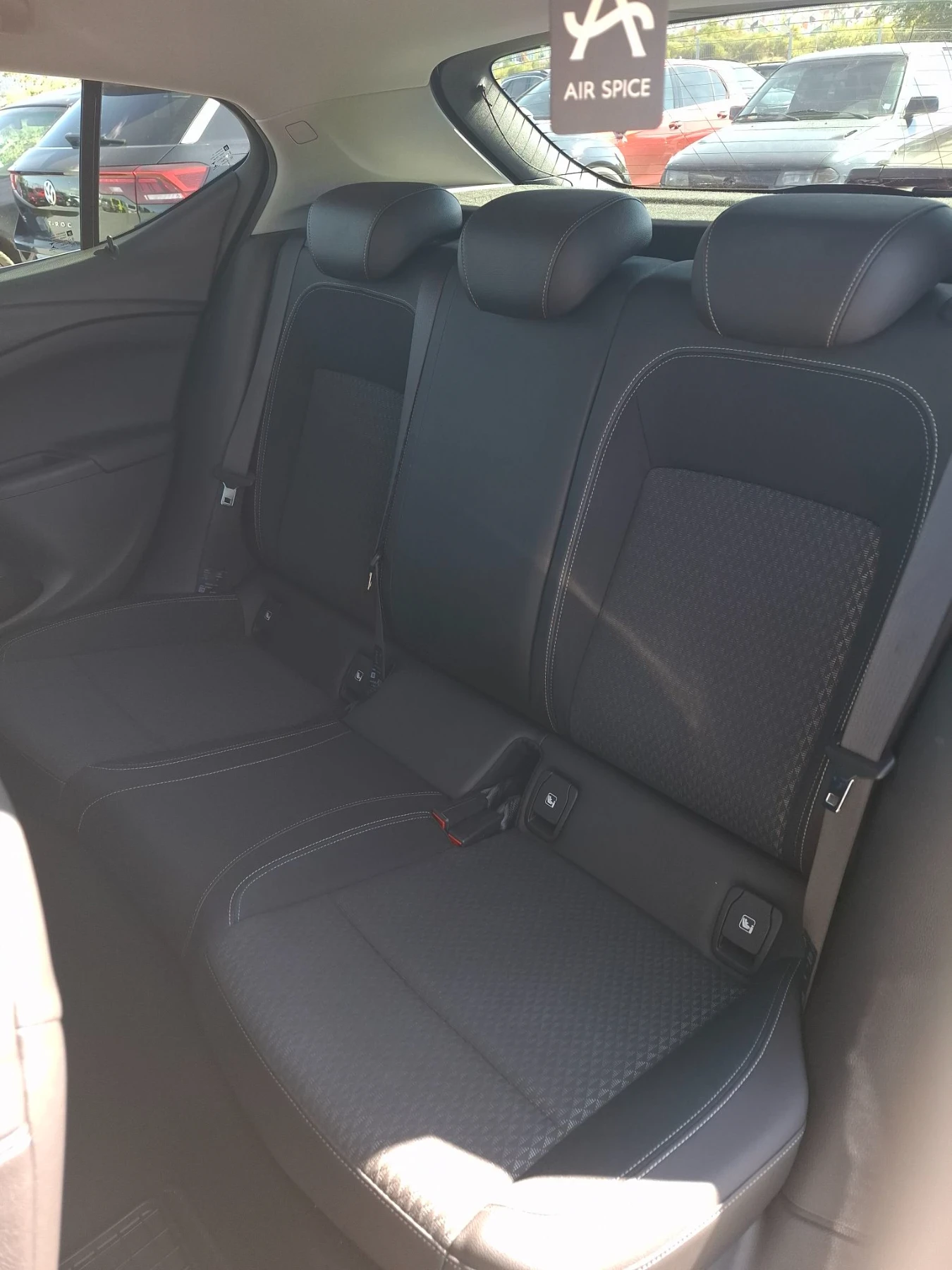 Opel Astra K 1.6 CDTI, снимка 14 - Автомобили и джипове - 56364733