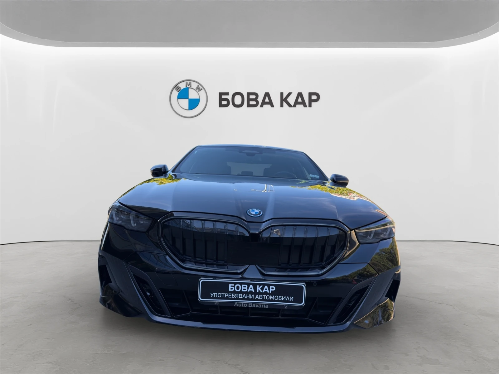 BMW 550 e xDrive Sedan, снимка 7 - Автомобили и джипове - 56384204