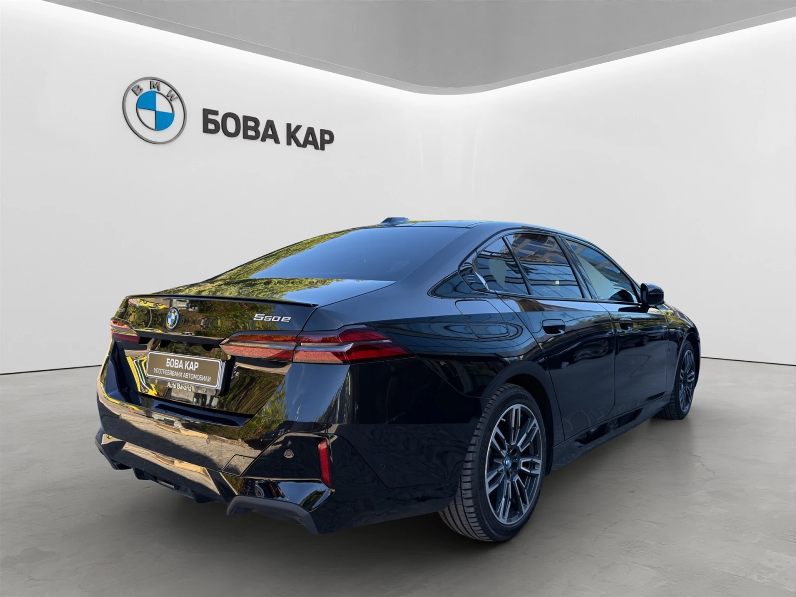 BMW 550 e xDrive Sedan, снимка 2 - Автомобили и джипове - 56384204