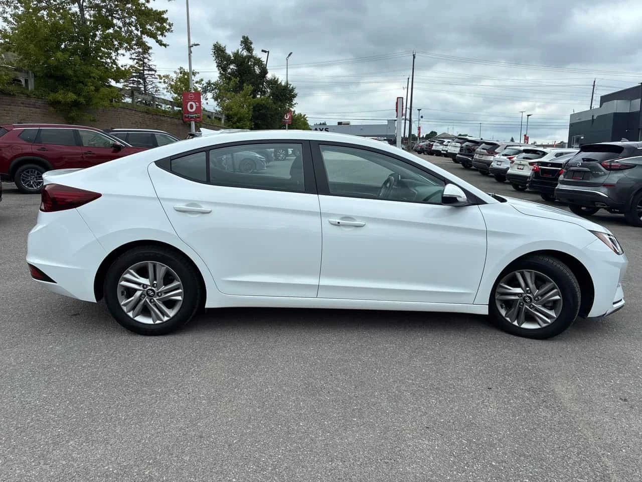 Hyundai Elantra * Preferred w/Sun & Safety Package IVT * CARFAX *  | Mobile.bg � ����������� 3