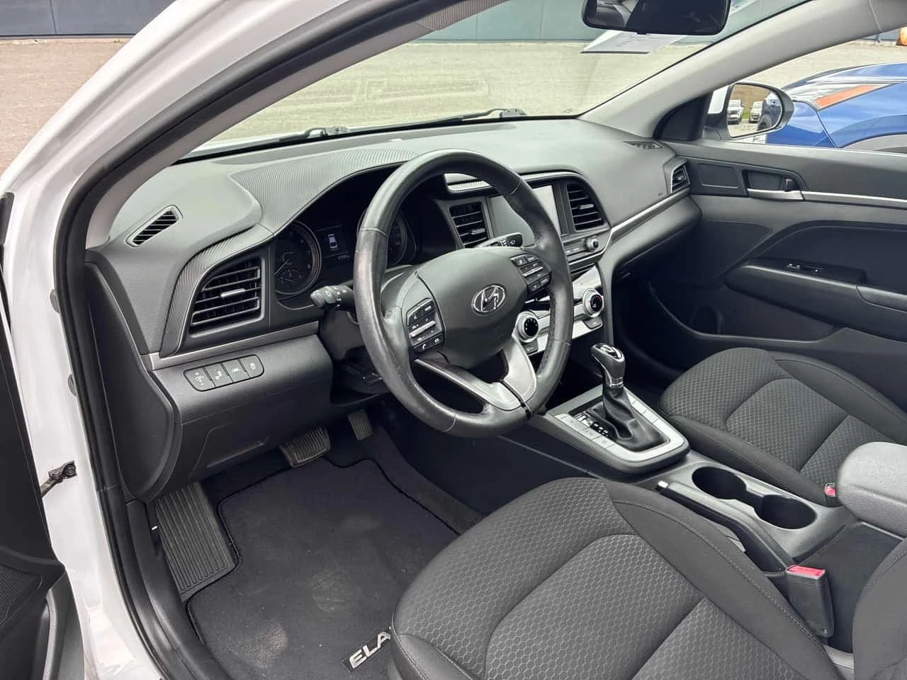 Hyundai Elantra * Preferred w/Sun & Safety Package IVT * CARFAX *  | Mobile.bg � ����������� 5