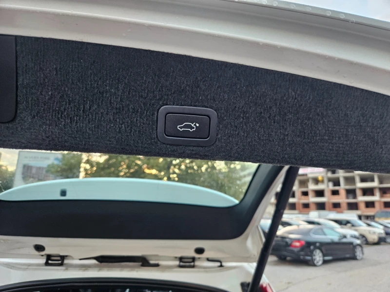 Volvo XC60 2.4 D3, снимка 13 - Автомобили и джипове - 52588376