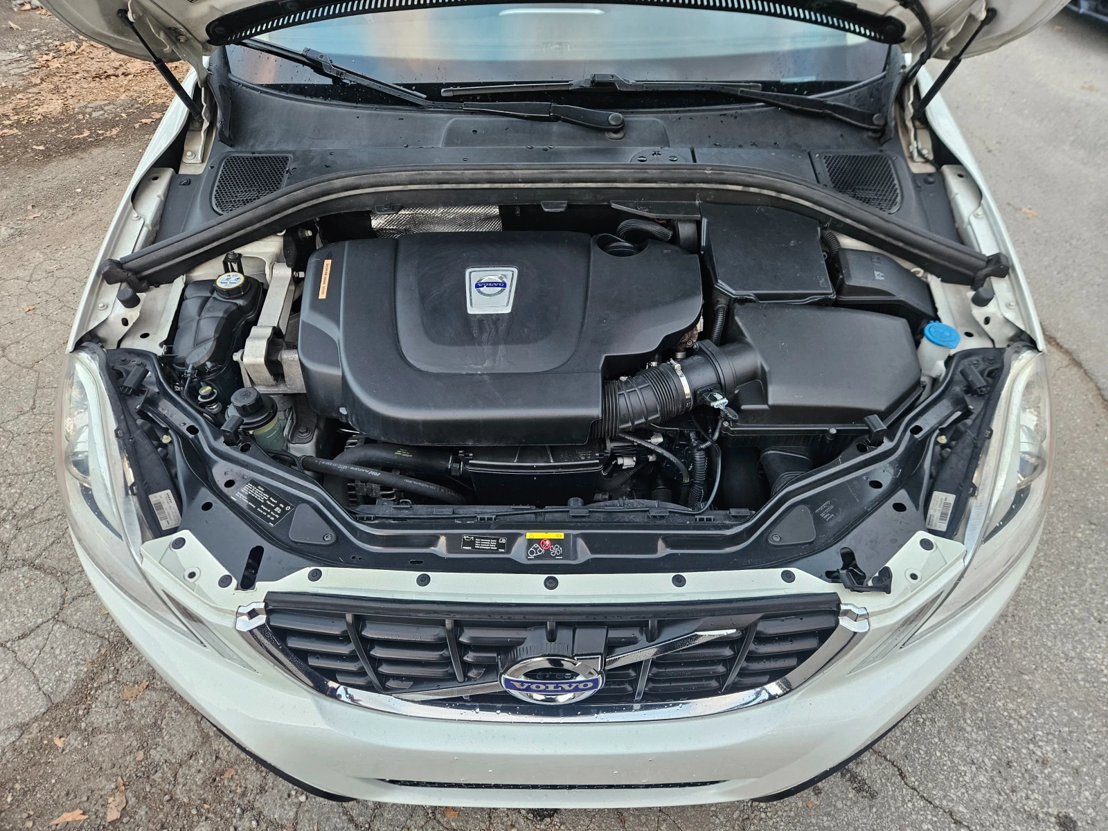 Volvo XC60 2.4 D3 | Mobile.bg � ����������� 11