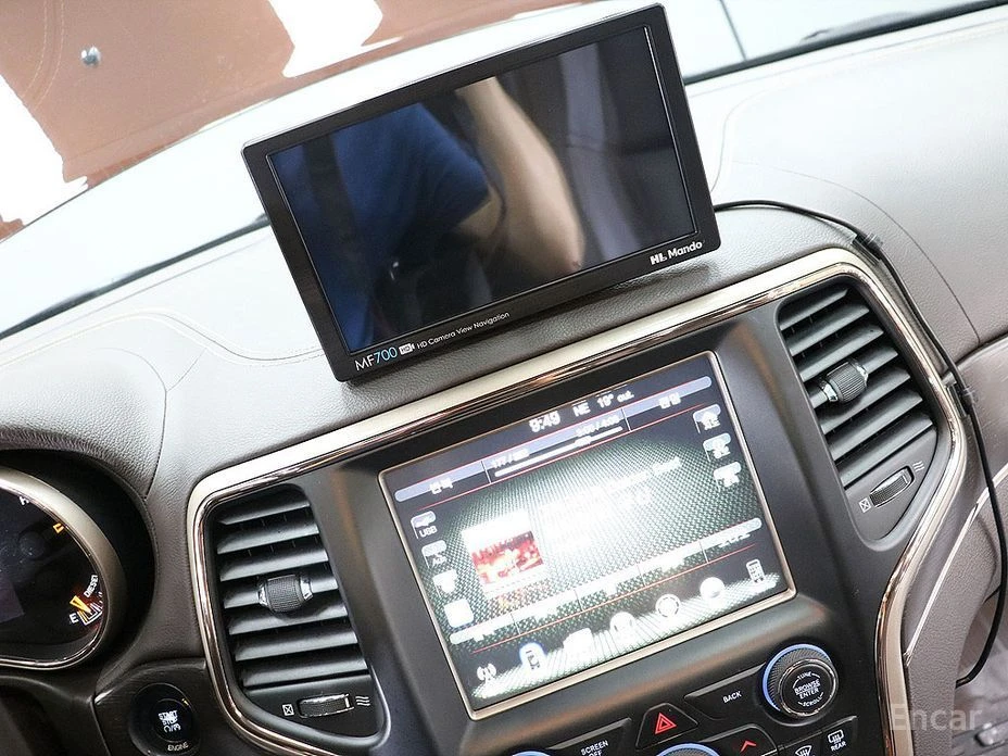 Jeep Grand cherokee  - изображение 7