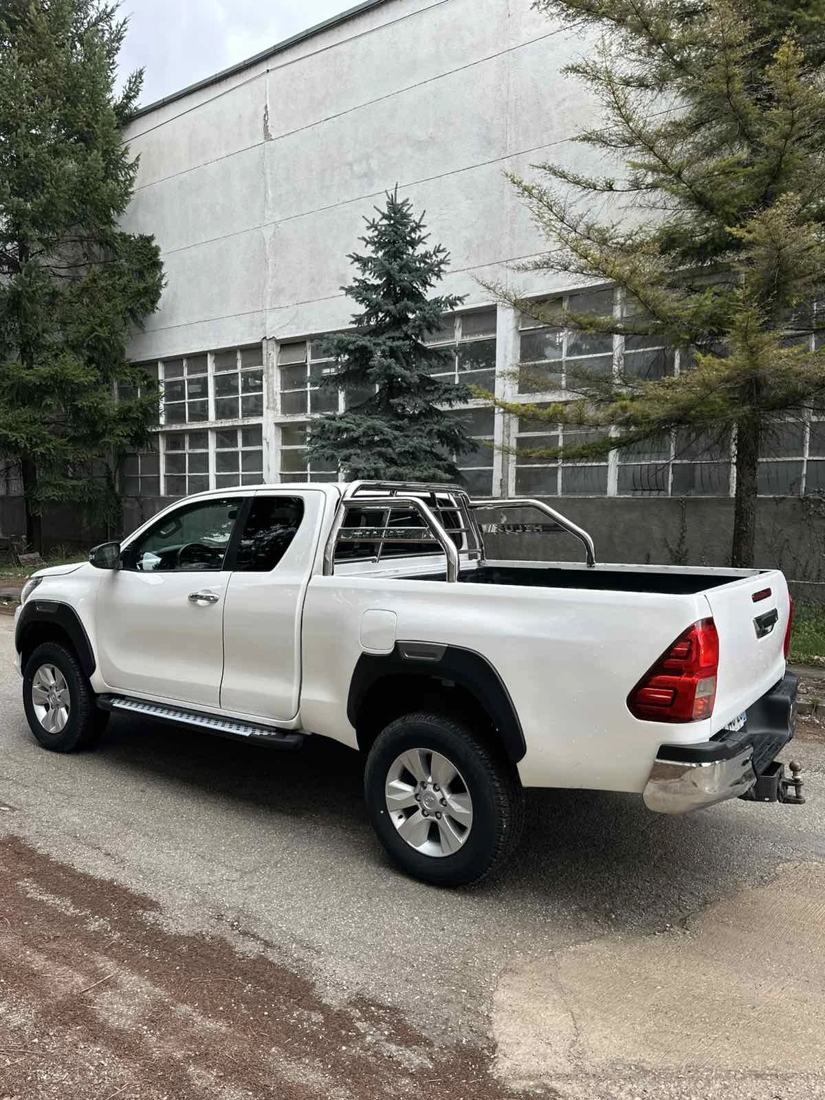 Toyota Hilux 2.4D-4D* OFFROAD, снимка 4 - Автомобили и джипове - 53937180