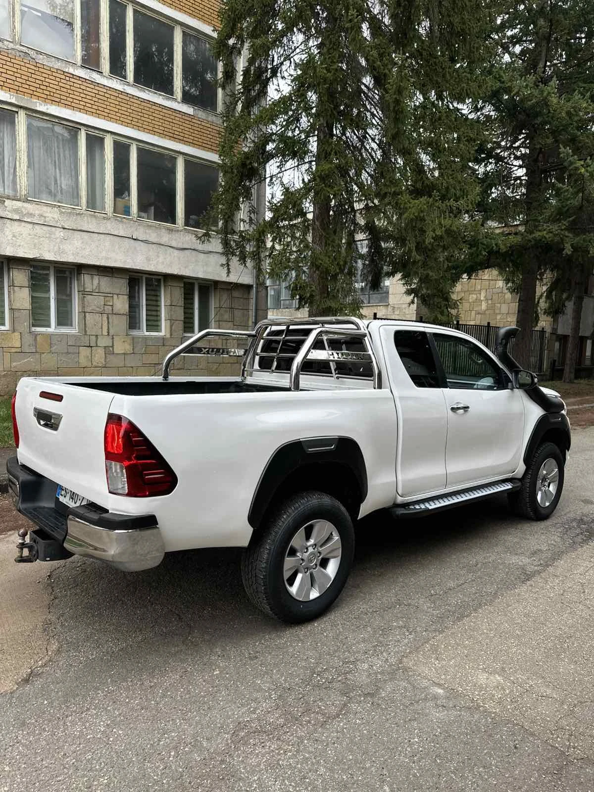 Toyota Hilux 2.4D-4D* OFFROAD, снимка 6 - Автомобили и джипове - 53937180