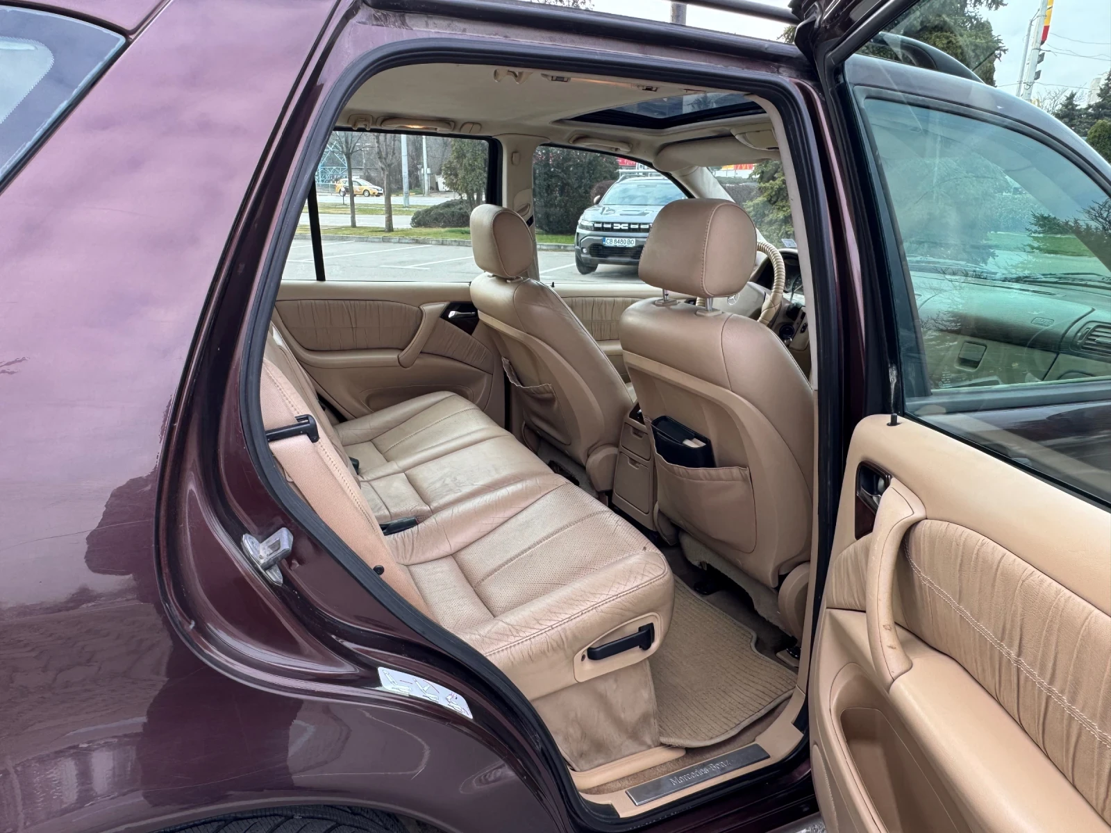 Mercedes-Benz ML 320 ГАЗ-ИНЖ!, снимка 11 - Автомобили и джипове - 53990956