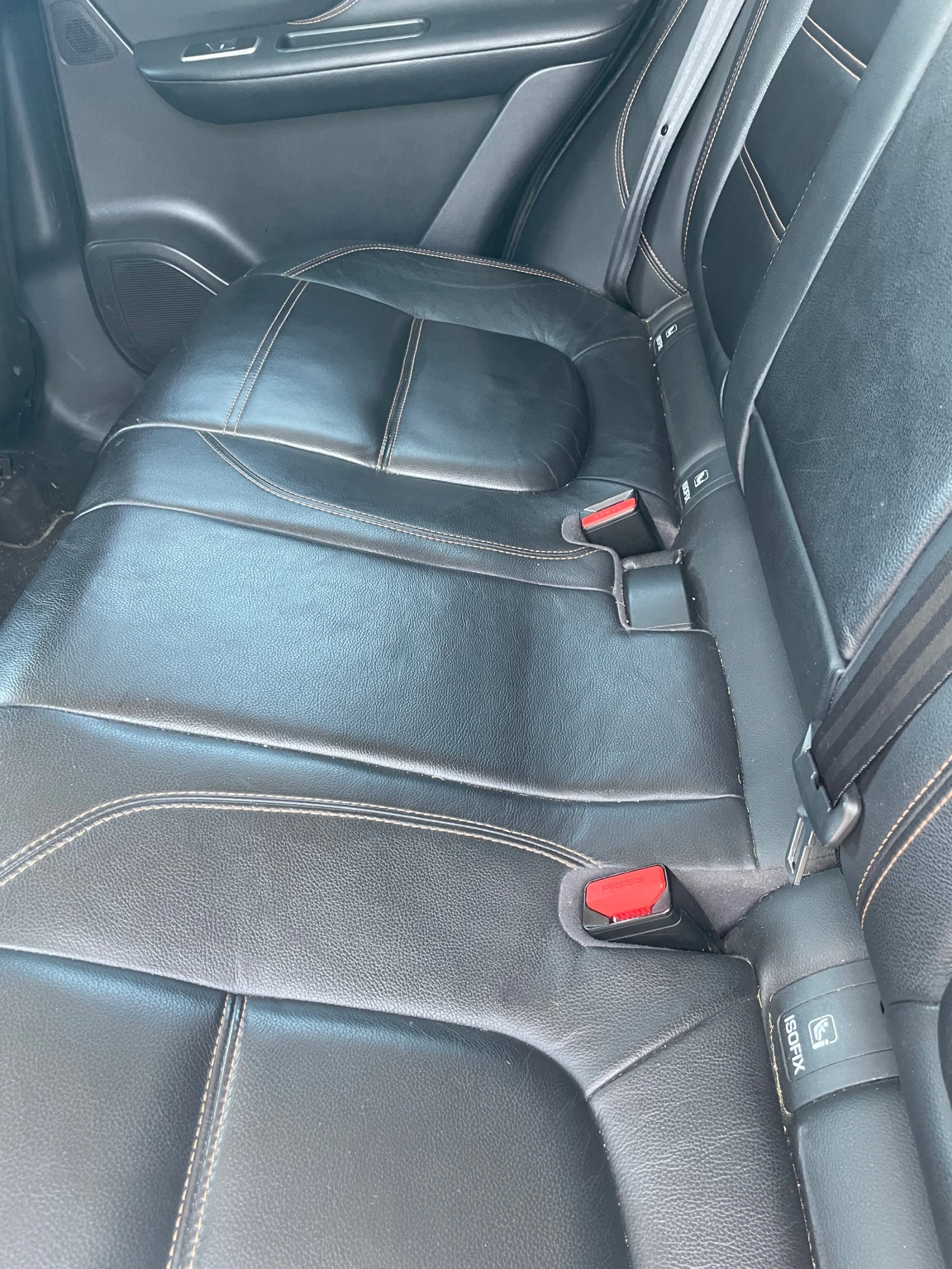 Jaguar F-PACE PORTFOLIO , снимка 11 - Автомобили и джипове - 54330821