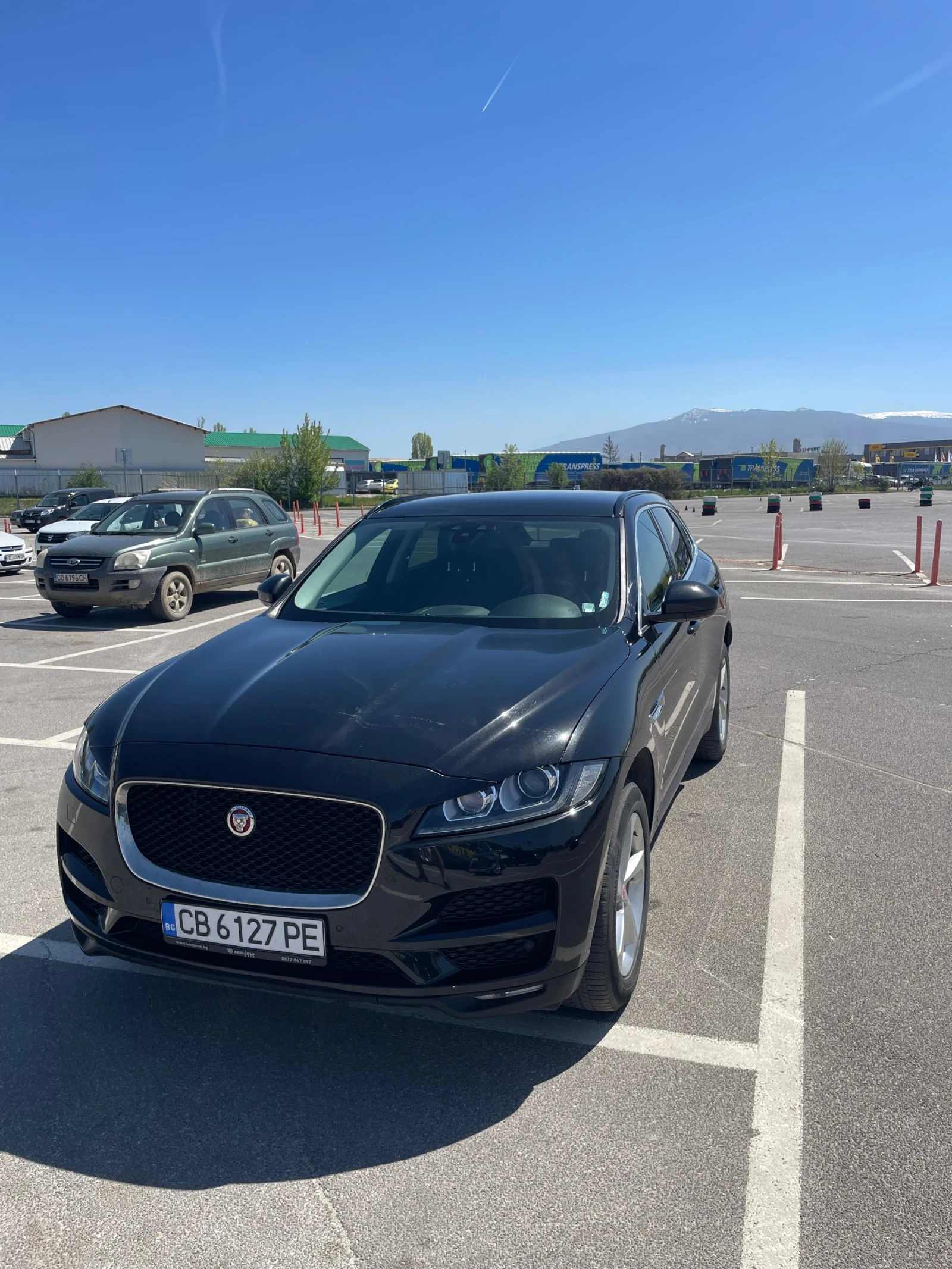 Jaguar F-PACE PORTFOLIO 