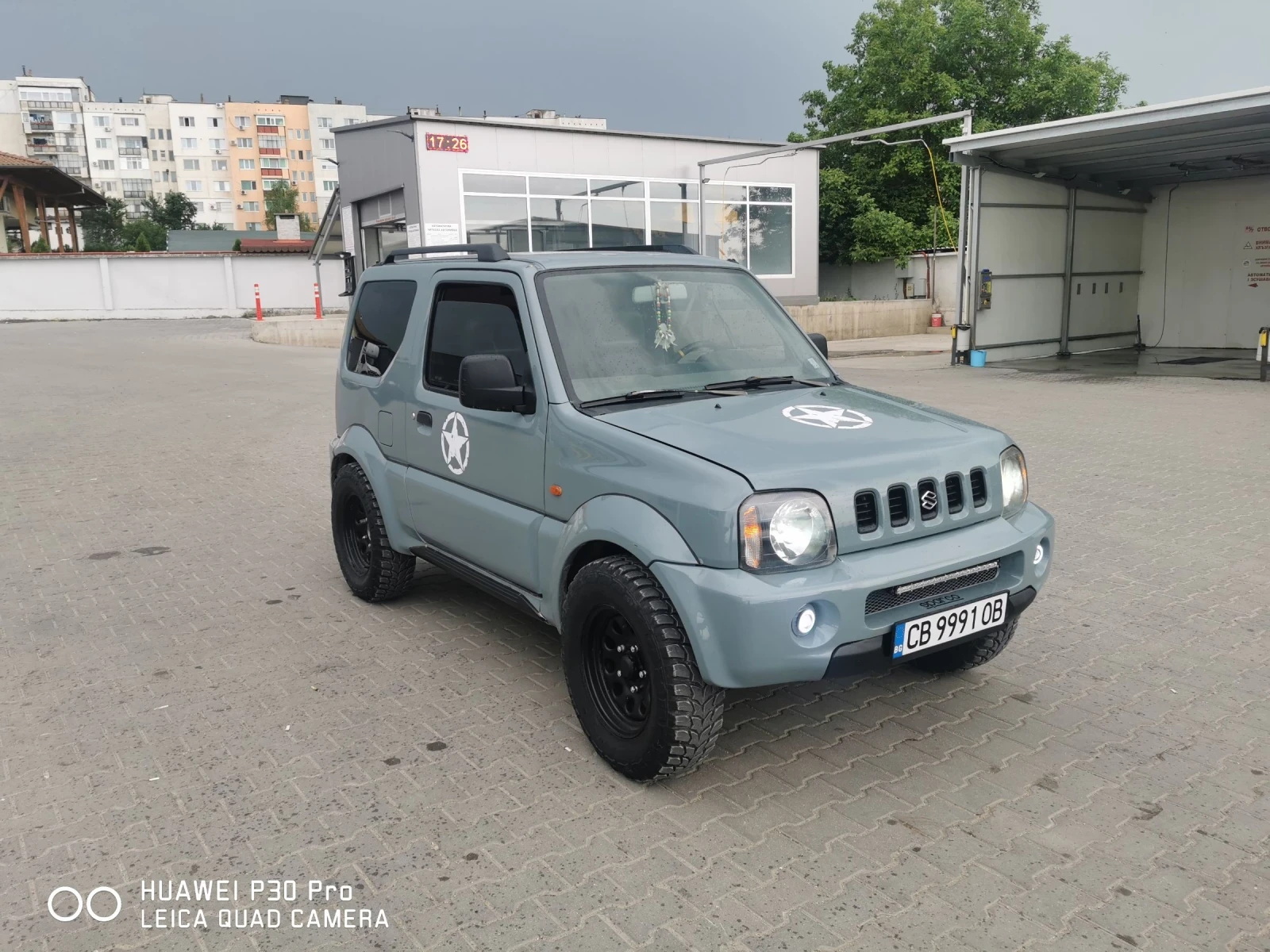 Suzuki Jimny 1.3 бензин газ, снимка 2 - Автомобили и джипове - 54511504