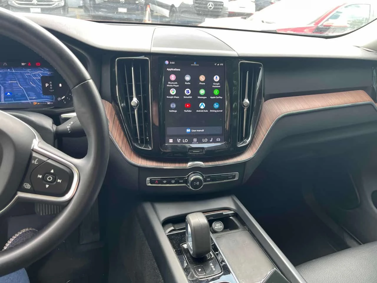 Volvo XC60 * Momentum * ПОДГРЕВИ * ПАНО * KEYLESS * CARFAX, снимка 9 - Автомобили и джипове - 54818414