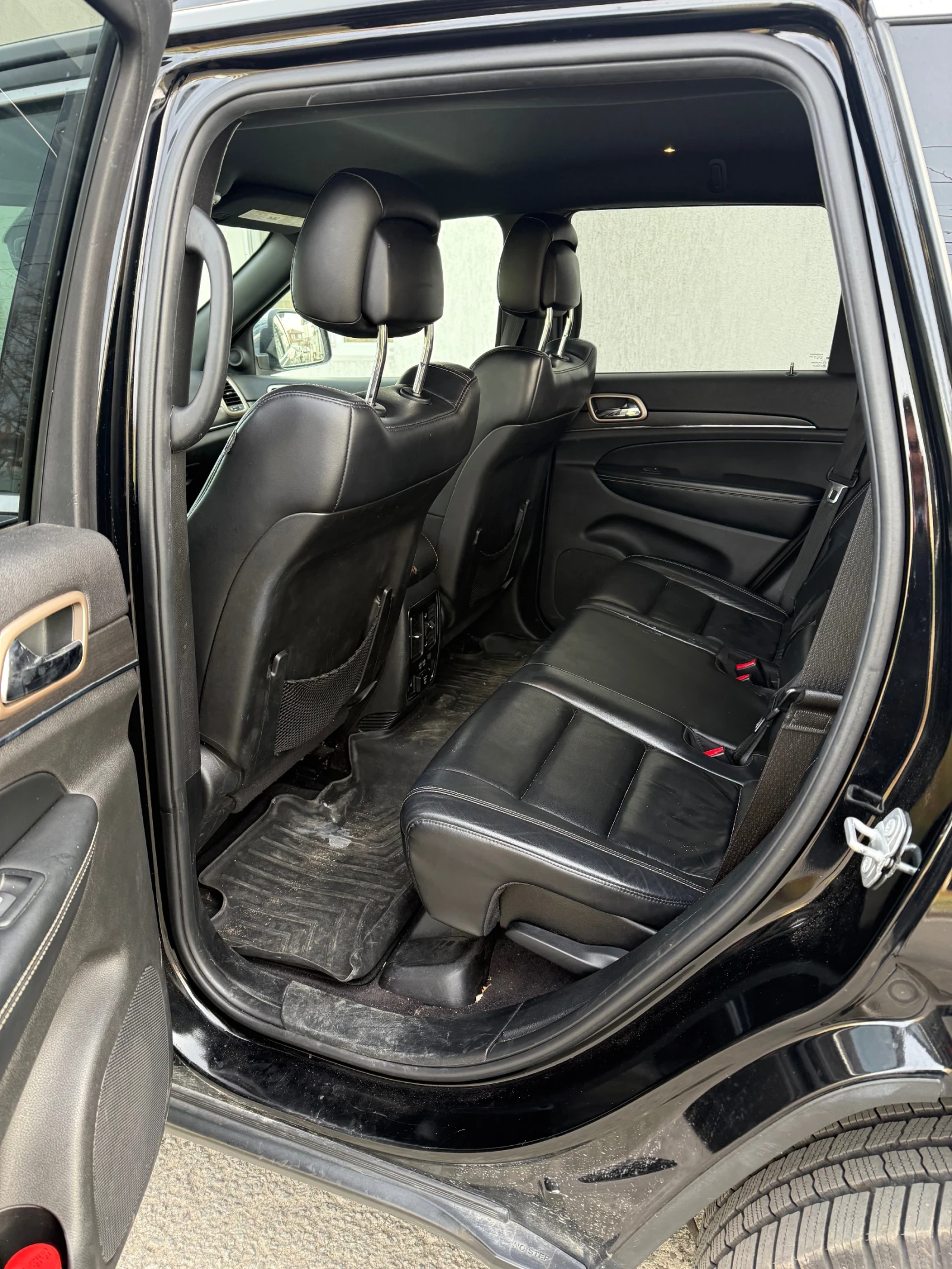 Jeep Grand cherokee 3.6L, Limited 2017, снимка 9 - Автомобили и джипове - 54918283