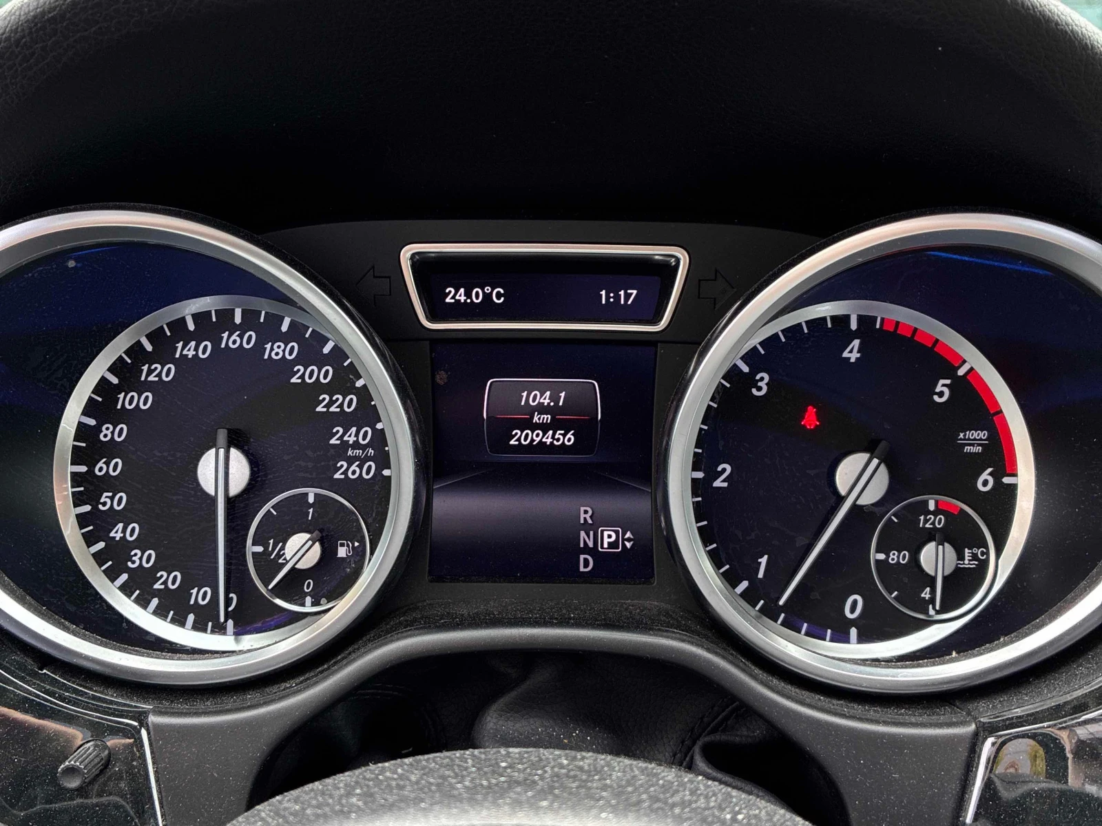 Mercedes-Benz ML 350 * BlueTEC * CARFAX * ОПЦИЯ ЗА ФИНАНСИРАНЕ , снимка 8 - Автомобили и джипове - 55850122
