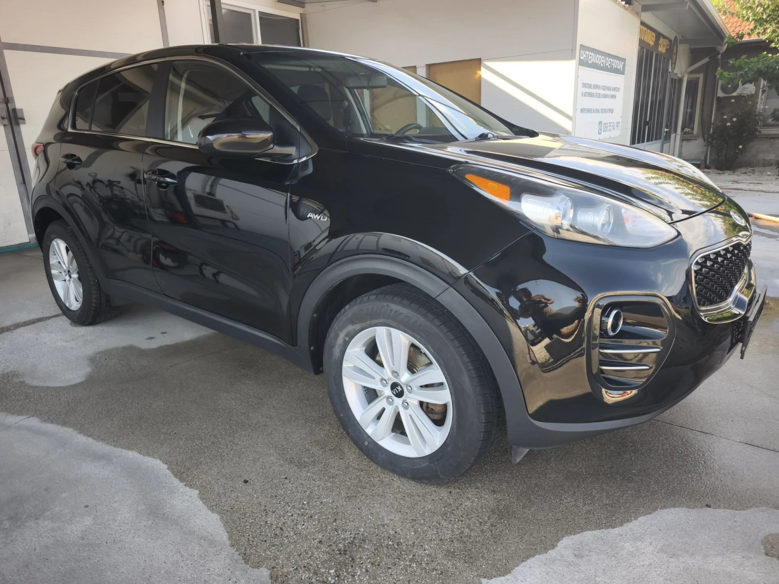 Kia Sportage 2.4 LX, снимка 8 - Автомобили и джипове - 55989718