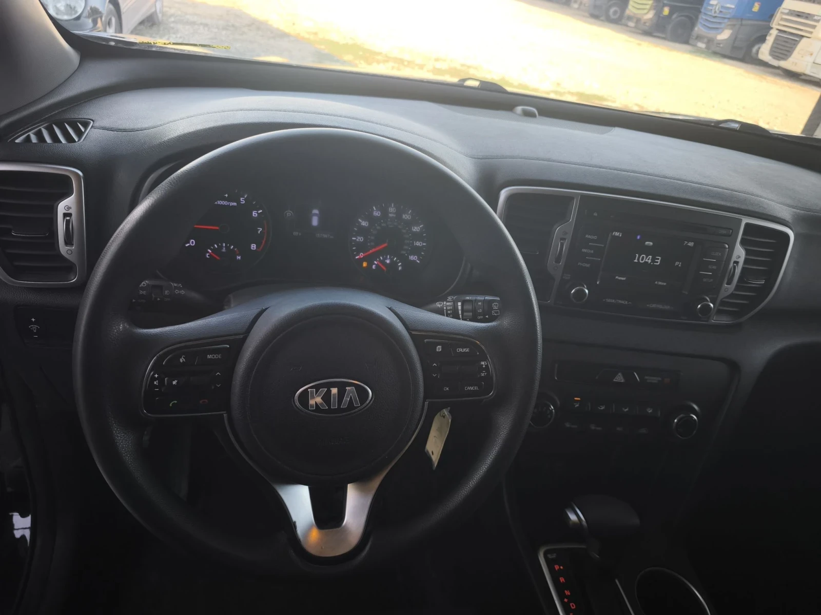 Kia Sportage 2.4 LX, снимка 11 - Автомобили и джипове - 55989718