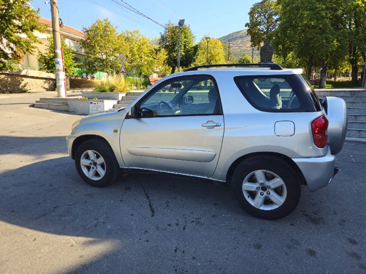 Toyota Rav4, снимка 3 - Автомобили и джипове - 56226235