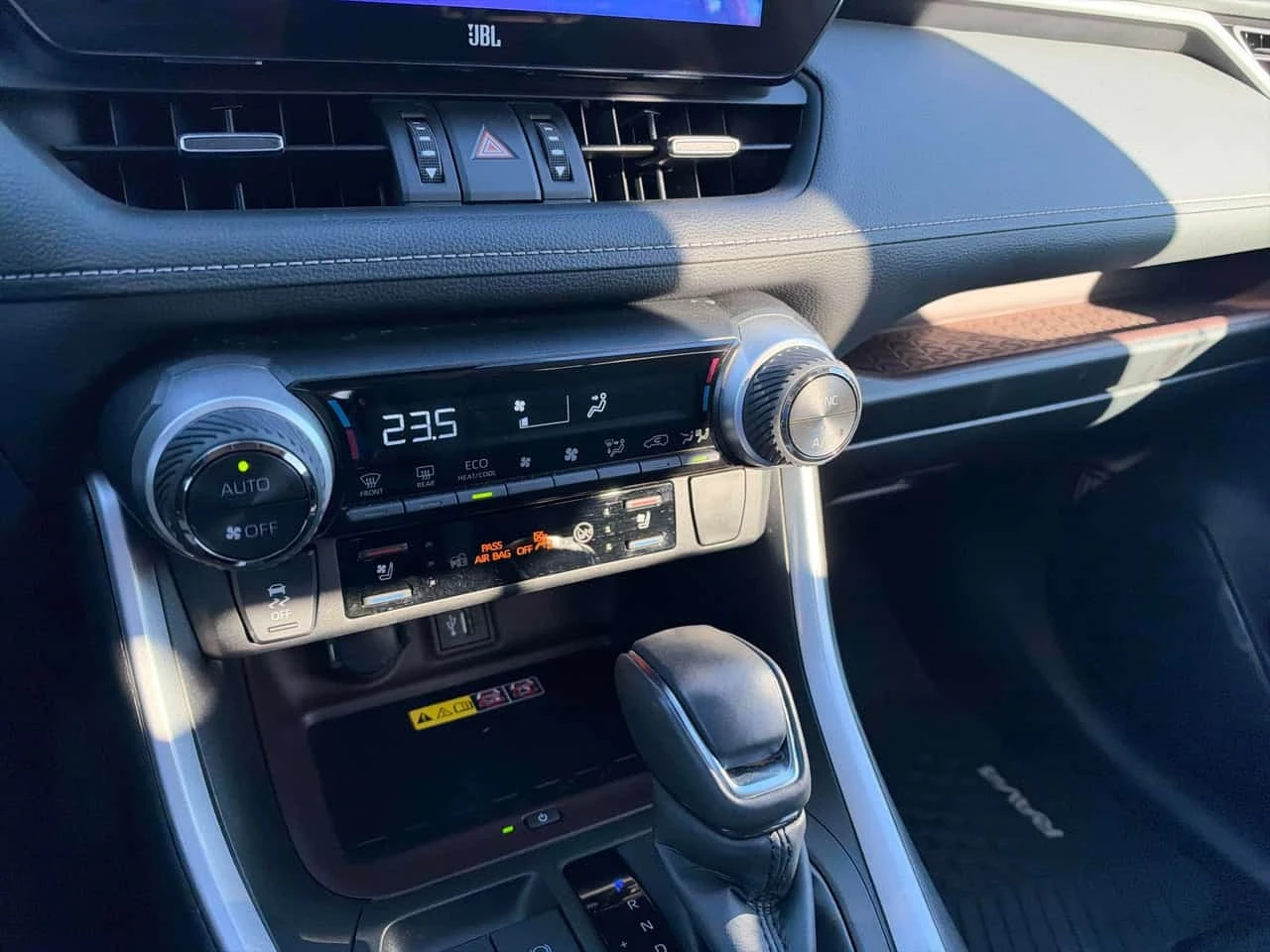 Toyota Rav4 * Hybrid Limited * CARFAX *  | Mobile.bg � ����������� 10