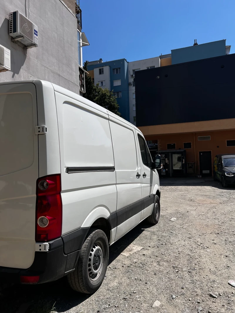 VW Crafter 2.5 TDI товарен, снимка 5 - Бусове и автобуси - 47725957