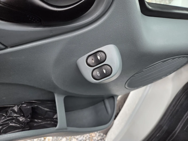 Ford Transit 2.2 TDCi, Макси, Пътнически, 9 местен, Клима, Печк, снимка 13 - Бусове и автобуси - 52100101