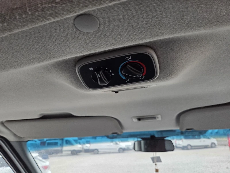 Ford Transit 2.2 TDCi, Макси, Пътнически, 9 местен, Клима, Печк, снимка 11 - Бусове и автобуси - 52100101