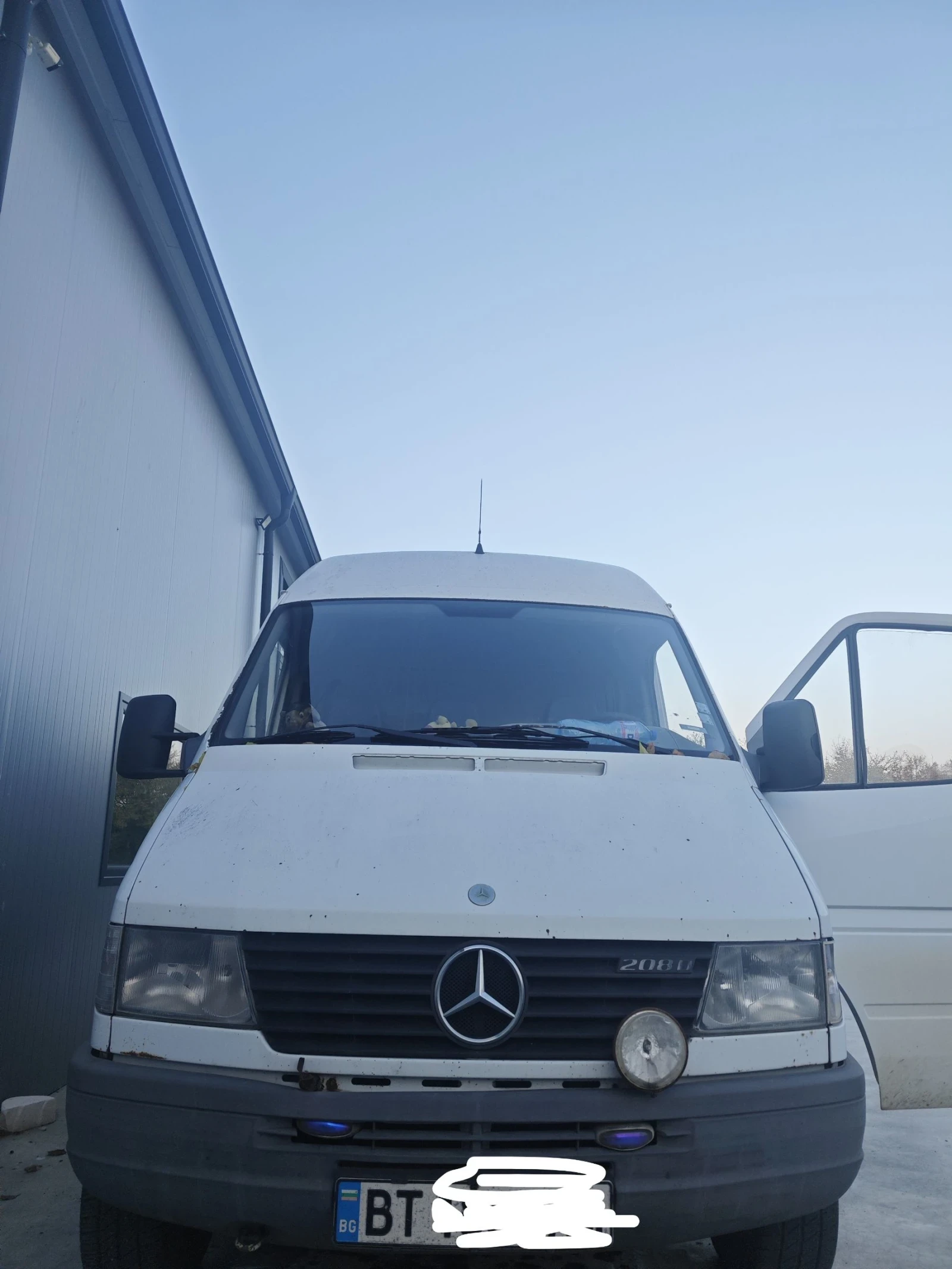 Mercedes-Benz Sprinter 208 208 - изображение 5