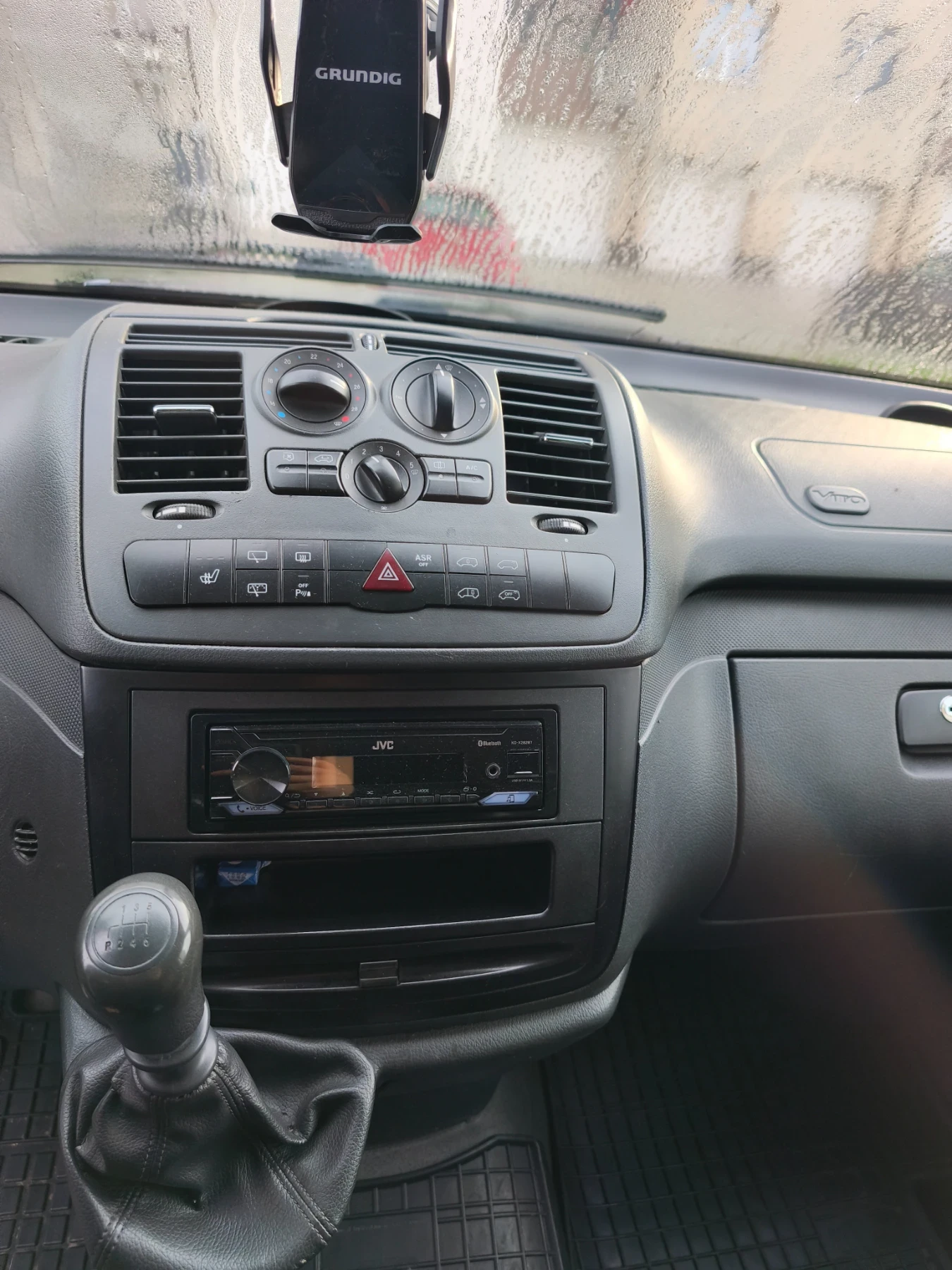 Mercedes-Benz Vito 113 - изображение 7