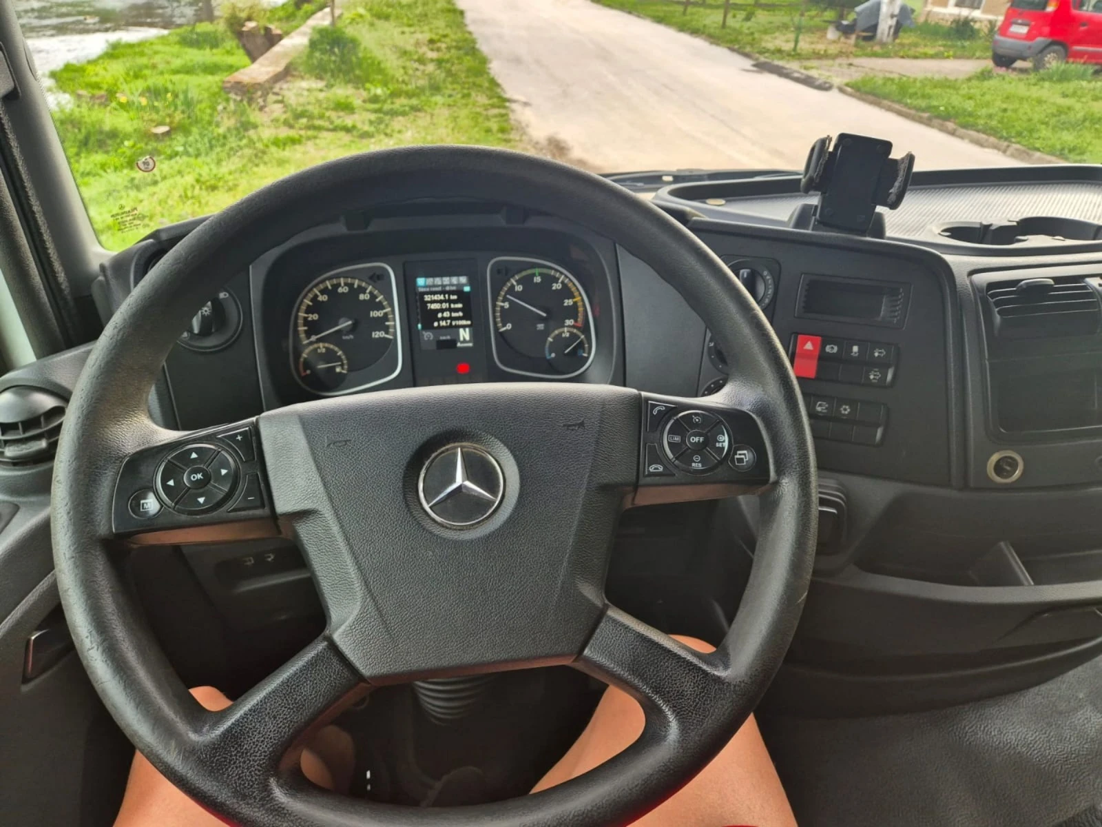 Mercedes-Benz Atego 4.0tdi - изображение 9