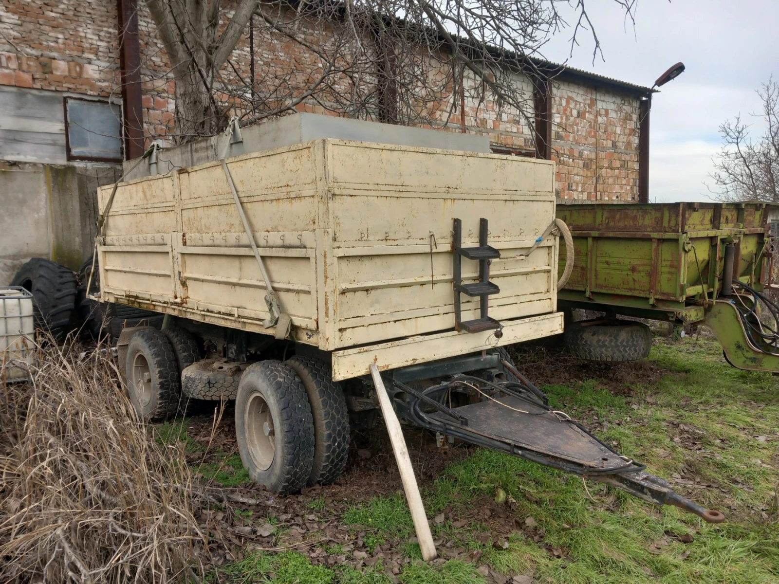 За камион Други Р 12 С