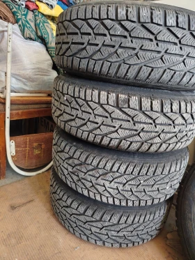 Гуми с джанти 215/60R16, снимка 2