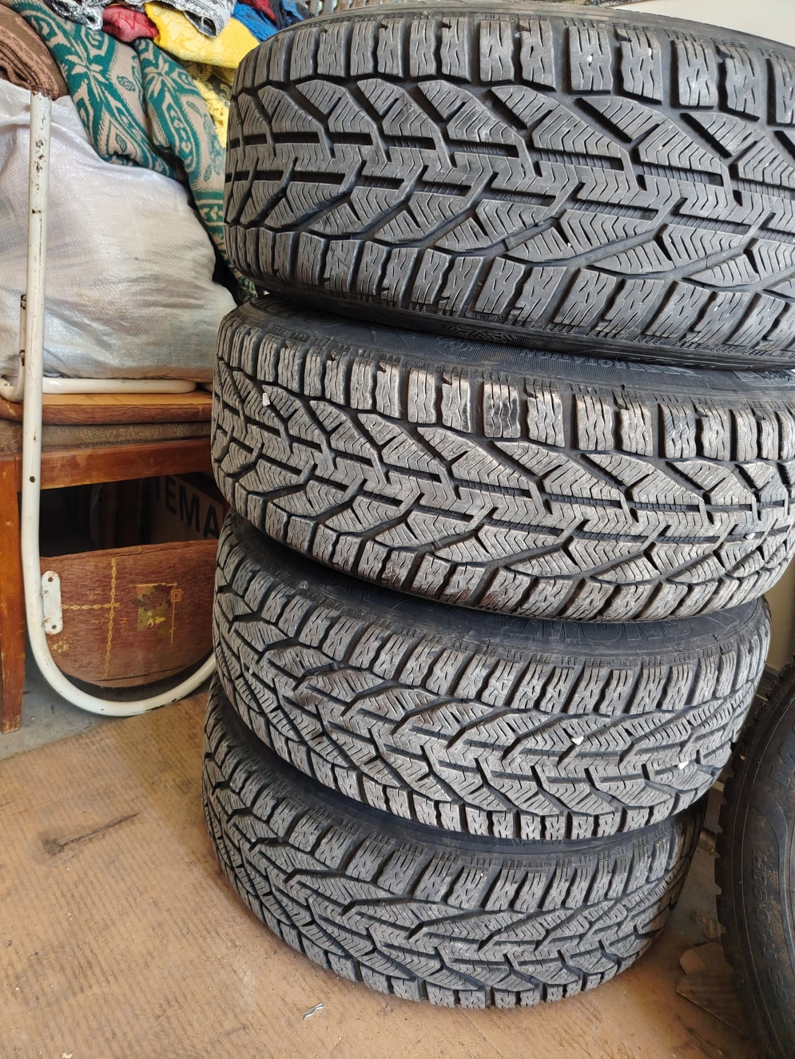 ���� � ������ 215/60R16 | Mobile.bg � ����������� 2