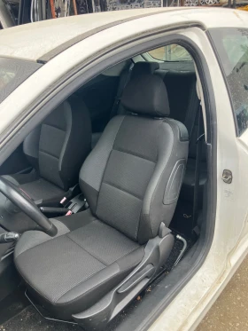 Peugeot 207 1.6i, снимка 8