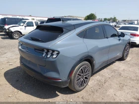 Ford Mustang Mach-E Premium, снимка 4