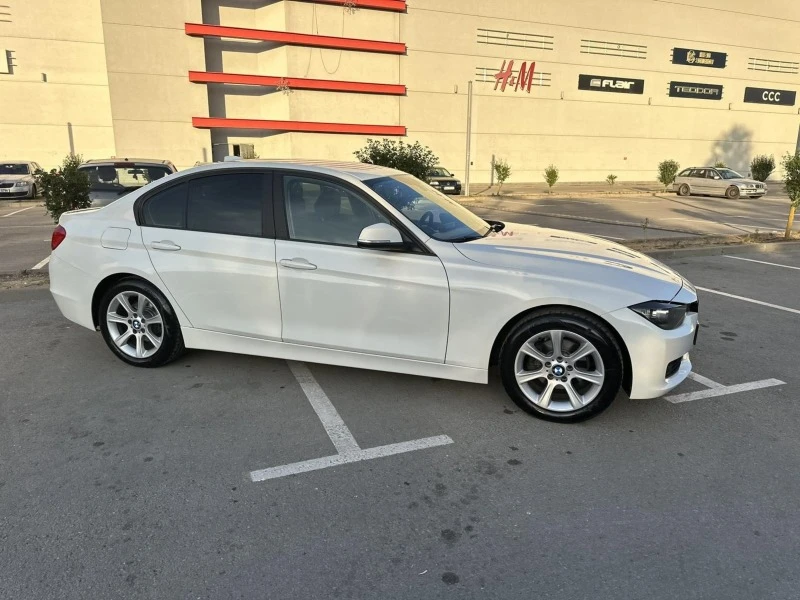 BMW 318, снимка 1 - Автомобили и джипове - 46817962